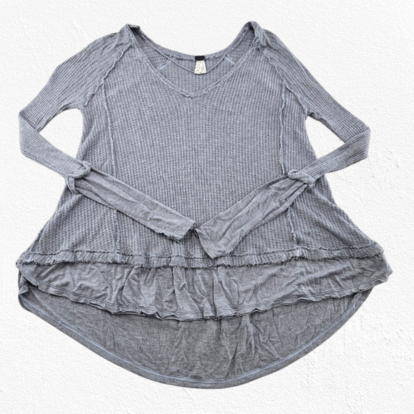 We The Free Gray Waffle Knit Long Sleeve High Low Top Easy Does It Tee Size XS - Picture 1 of 9